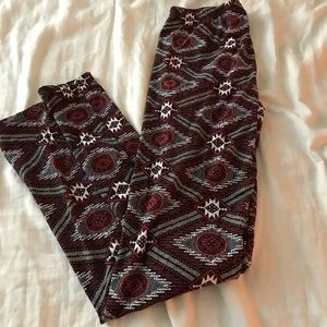 Cute Aztec print leggings